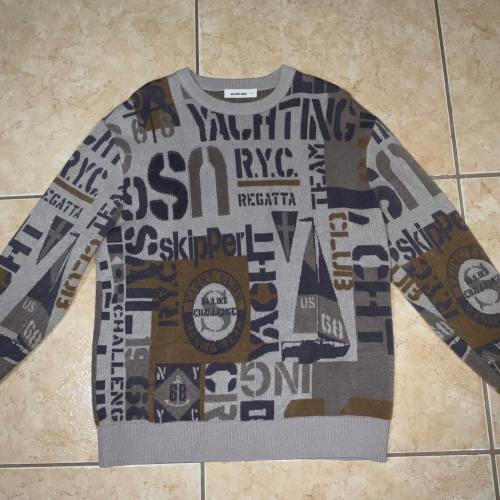 Aelfric Eden Graphic Crewneck Sweater - Gray and Brown